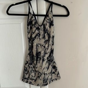 Lululemon tank top with built in bra